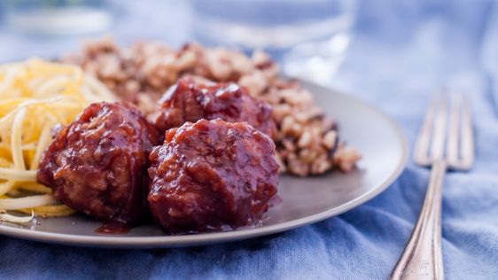 Slow Cooker Cranberry Chili Meatballs
