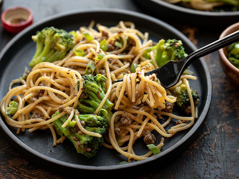 Garlic Noodles with Beef and Broccoli
