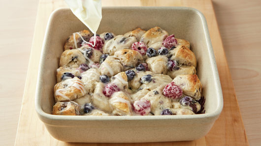 Berry-Cream Cheese Biscuit Bake