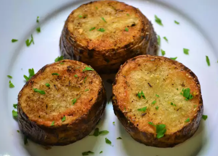 Garlic Butter Melting Potatoes